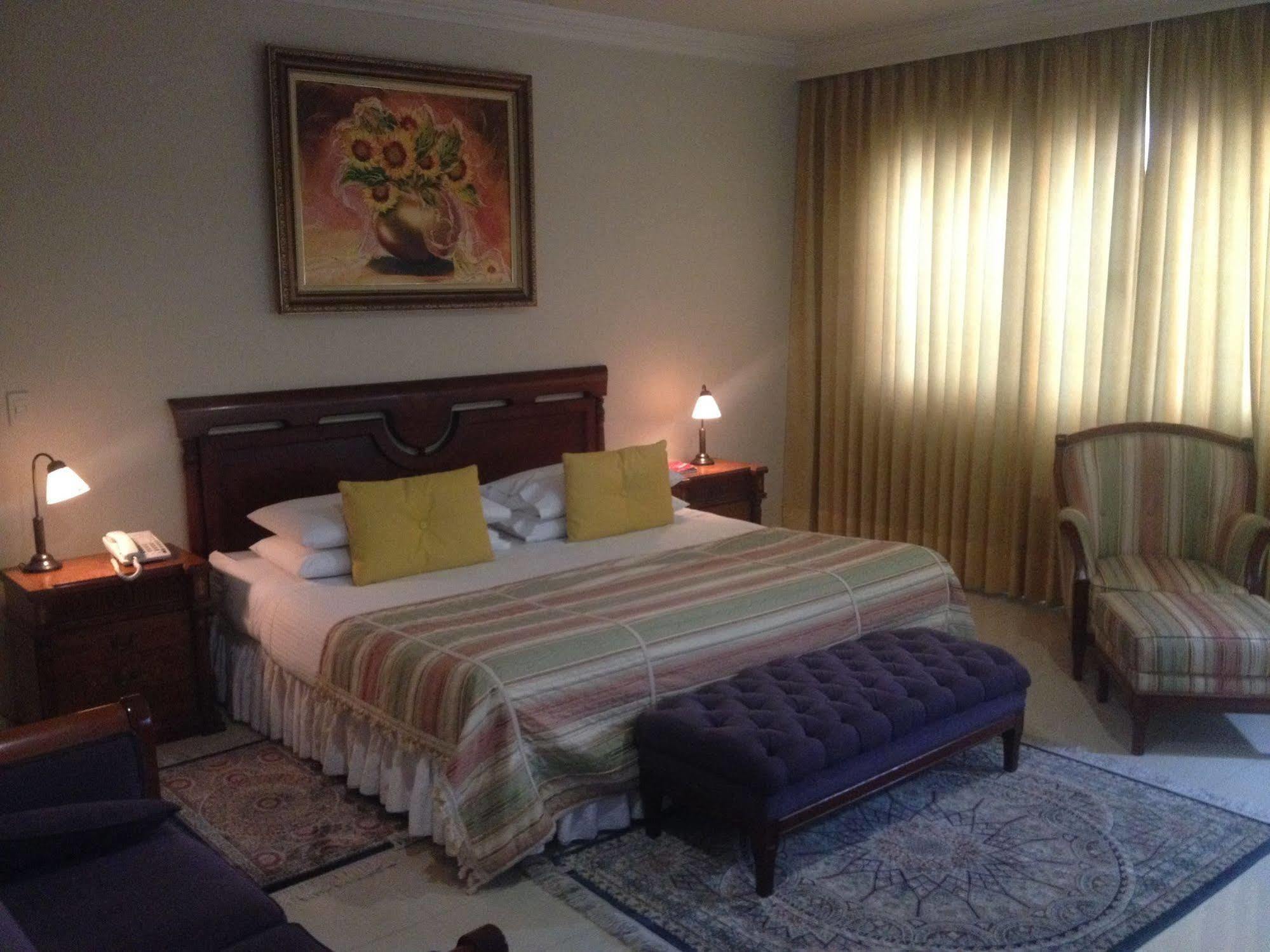 Hotel La Font Boutique Богота Екстериор снимка